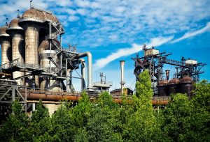 Whether this is a coal refinery, oil refinery or Wheat Thins factory, we don't know. We just know it looks bad.